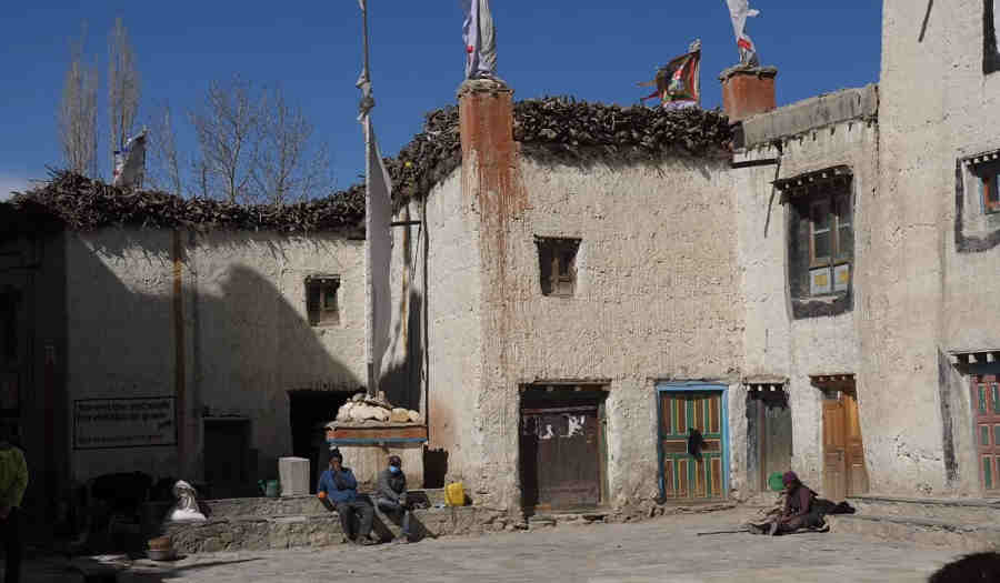 На улице столицы