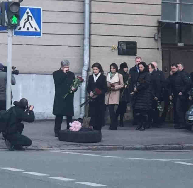 Очередная постановка - Порошенко пытается выдавить слезу