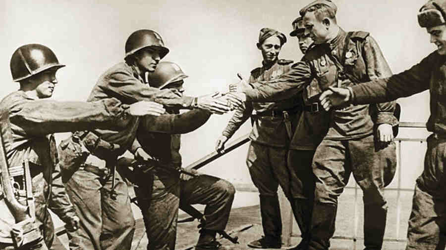 Встреча на Эльбе Встреча на Эльбе