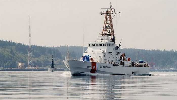 Бермудский треугольник: Гольфстрим, рифы, шторма...