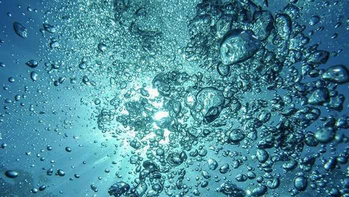 Бермудский треугольник: огромные пузыри метана.