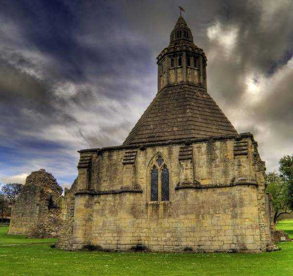 Храм в аббатстве Храм в аббатстве