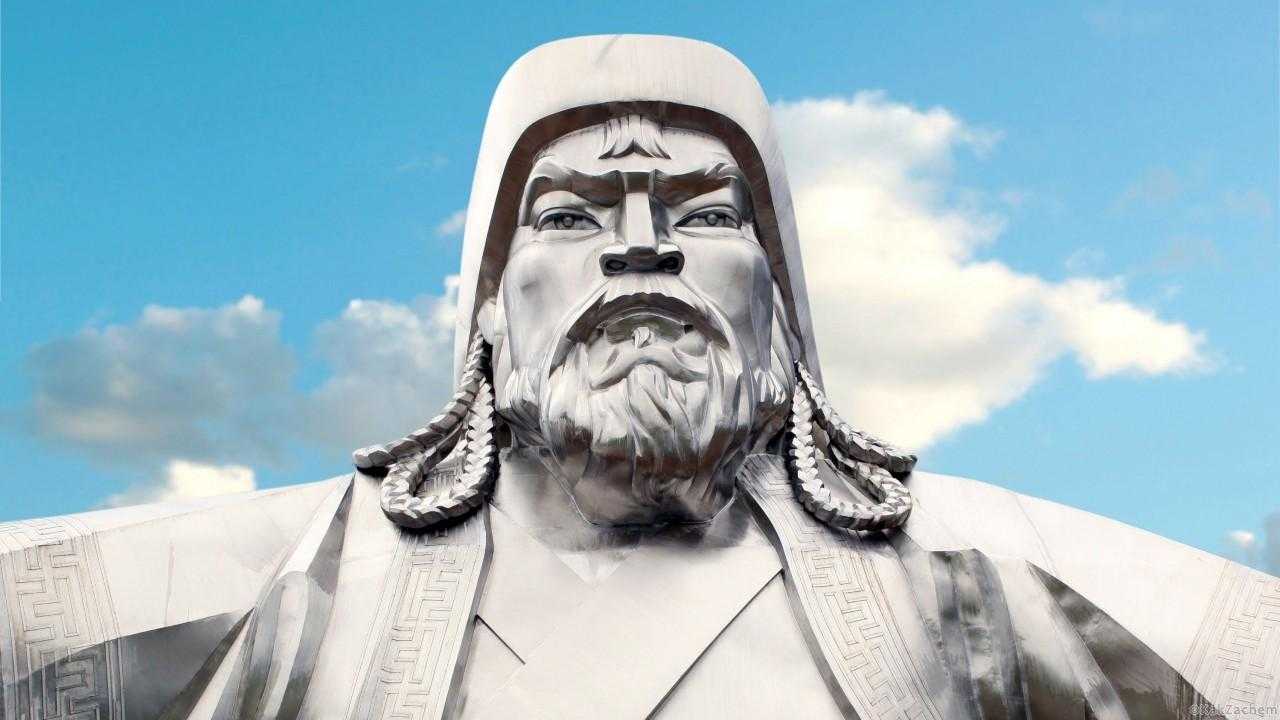 3 3