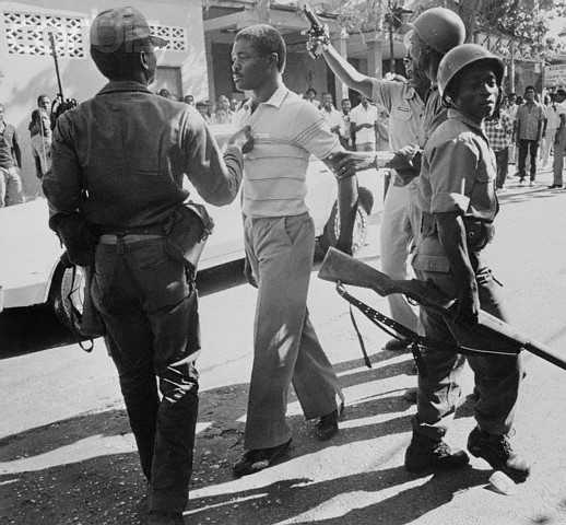 тонтон-макуты дювалье гаити полиция вуду отвратительные мужики disgusting men