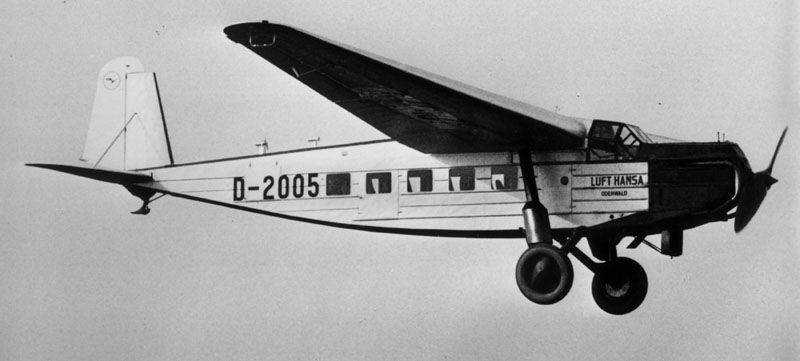 Транспортный самолет М 20