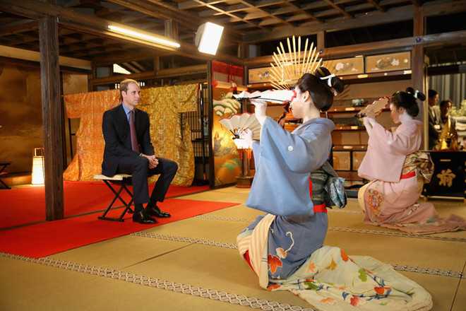 Обучение стоит довольно дорого Обучение стоит довольно дорого