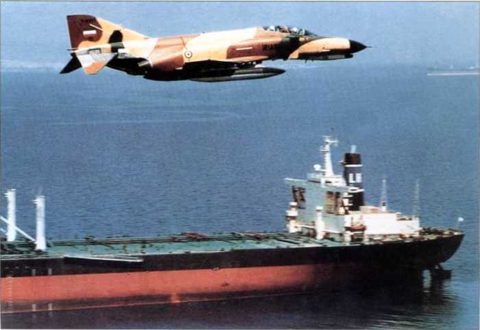 Иранский истребитель «Фантом» над Персидским заливом Иранский истребитель «Фантом» над Персидским заливом