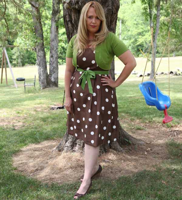 Рейчел Пендерграфт доносит волю ККК до сочувствующих и возмущающихся по радио и в сети